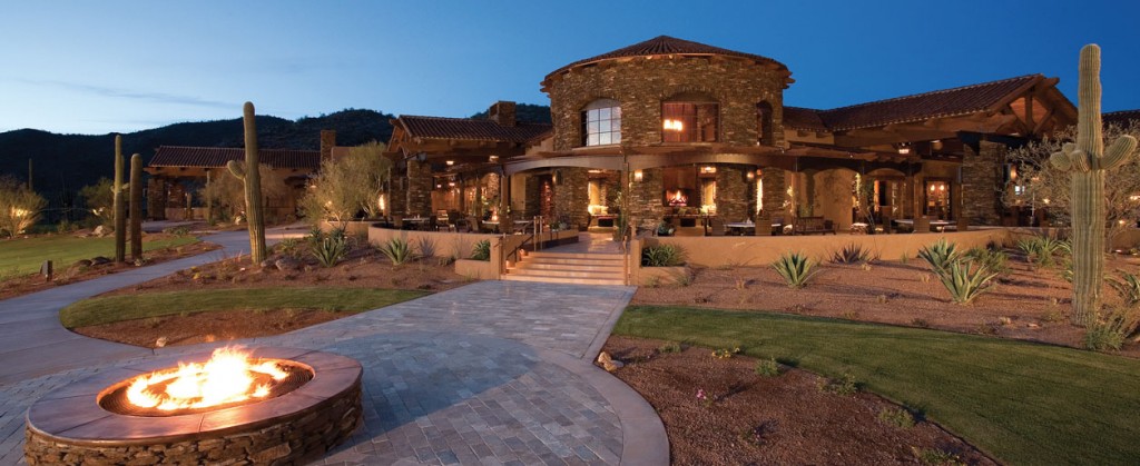 The Clubhouse at The Golf Club at Dove Mountain, located in Marana, offers members-only dining, lighted tennis courts, premier fitness facilities, superb locker rooms, use of the spectacular members’ Board Room, outdoor entertaining areas for large events, the handsome Kiva Room for more intimate private events and many other amenities.
