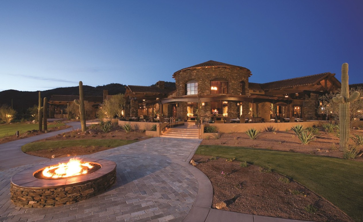 As a homeowner in The Ritz-Carlton Residences, Dove Mountain in Marana, you can indulge yourself at the Forbes 5-Star Ritz-Carlton, Dove Mountain hotel whenever the spirit moves you.