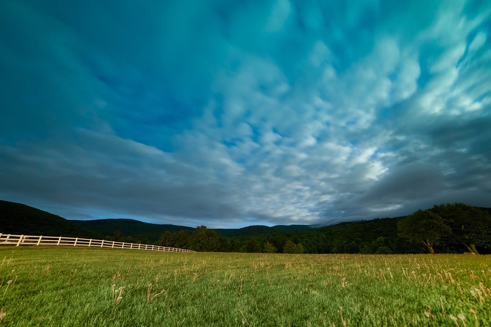 farmland-820038_960_720